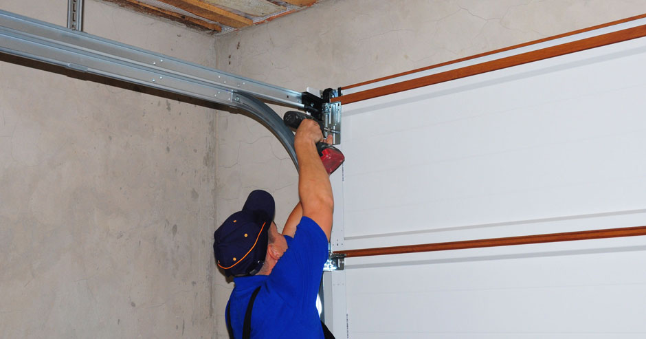 Garage Door Spring Repair Syracuse NY