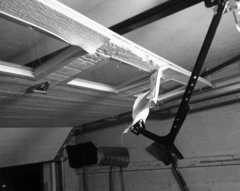 Garage door repairs Monroe County